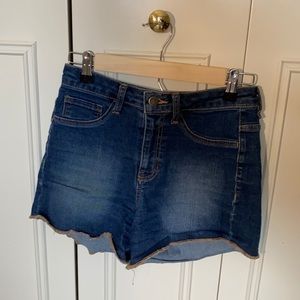 Size 27 Forever 21 dark denim shorts